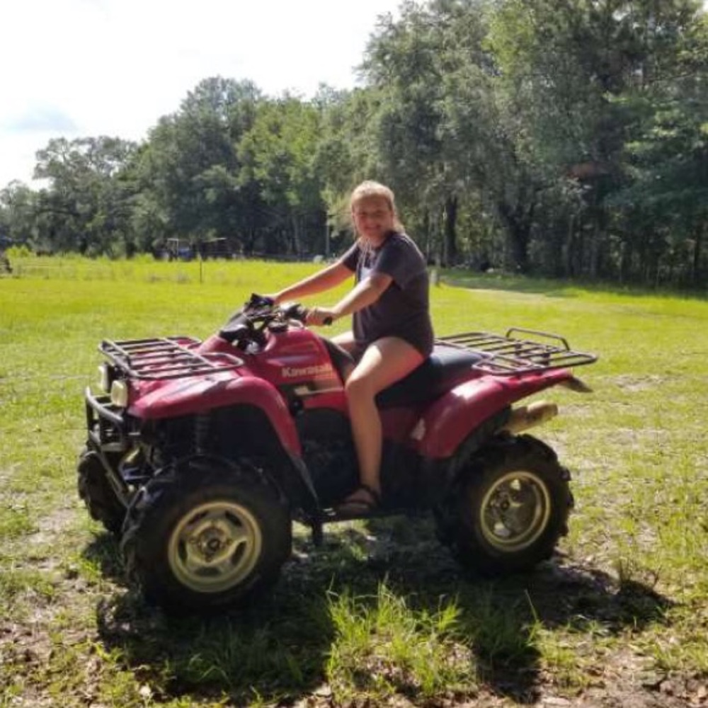 Meet your Posher, Laura